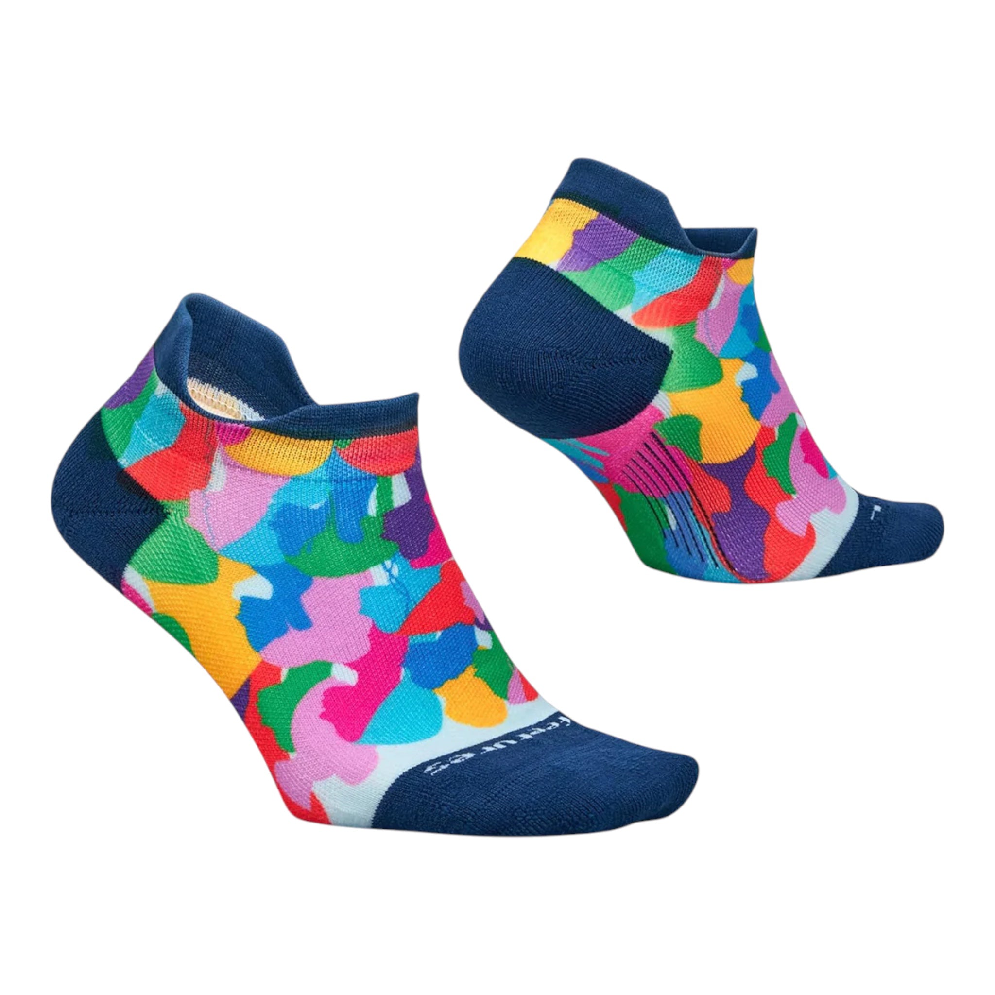 Feetures Elite Light Cushion No Show Tab Socks