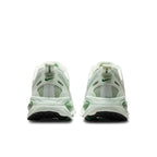 Nike Vomero 18 - Women's