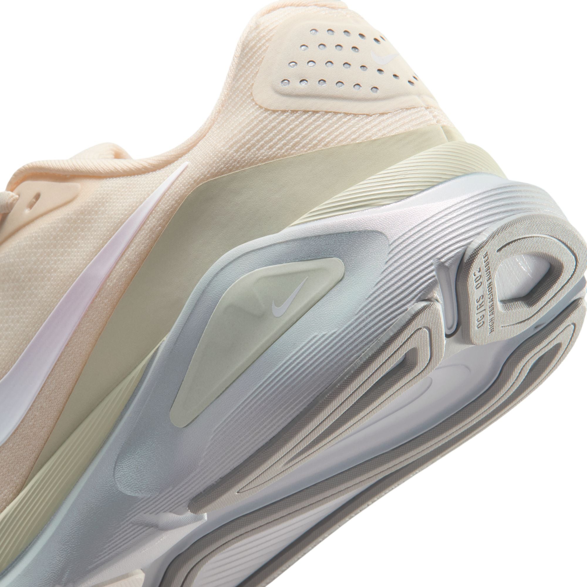 Nike Structure 26 - Women's