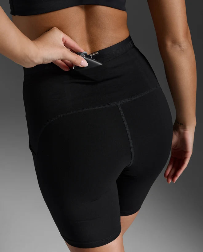 2XU Form Stash Hi-Rise 6" Compression Short - Women's