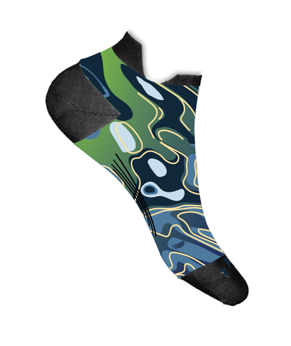 Feetures Elite Light Cushion No Show Tab Socks